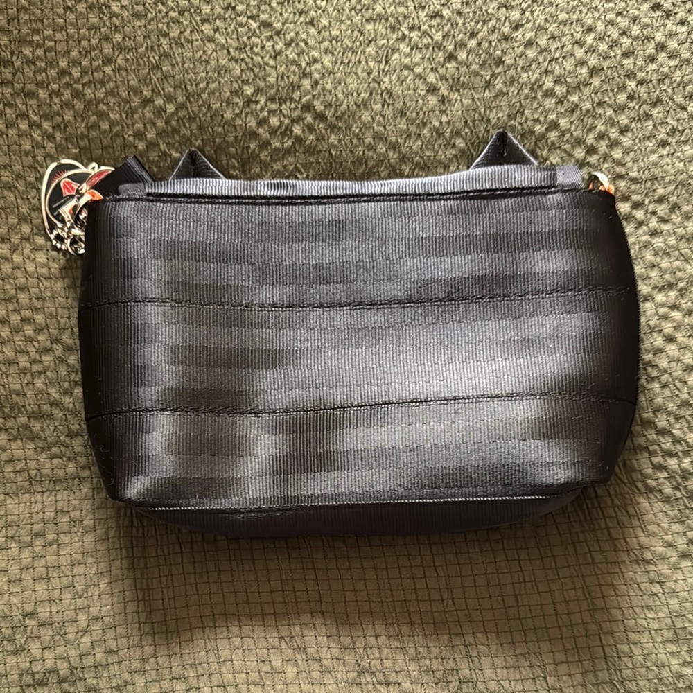 Harvey Black Owl Crossbody Bag - Picture 2 of 5